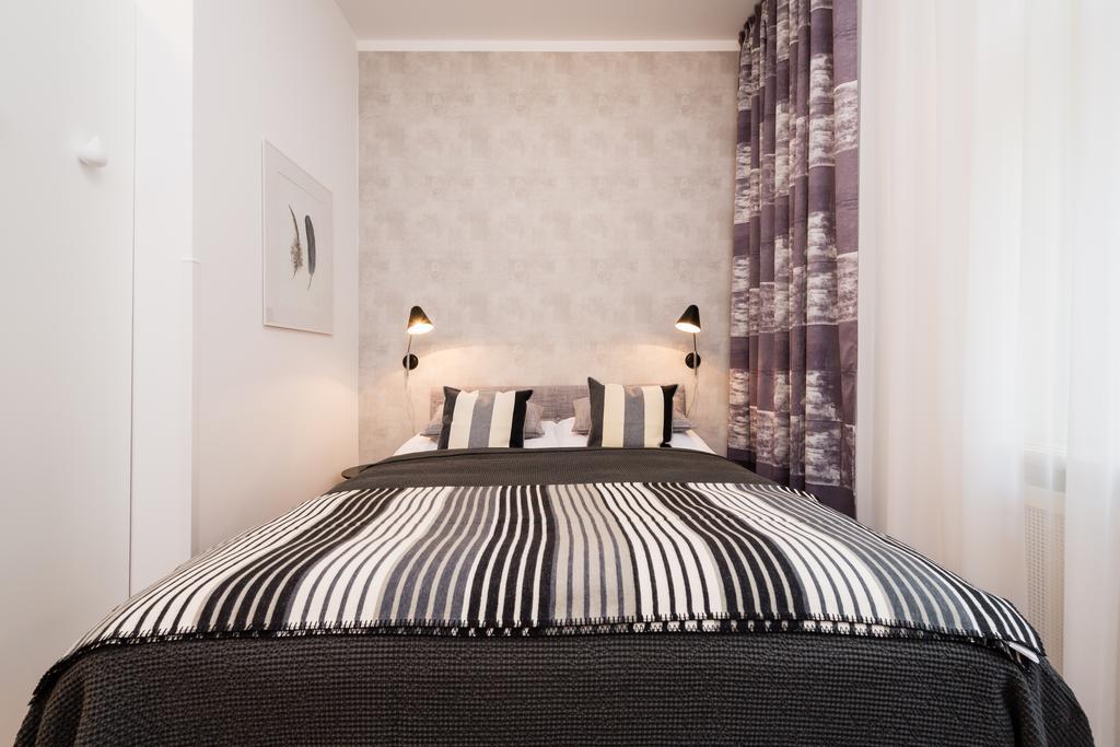 Modern Apartment Charvátova Praga Esterno foto