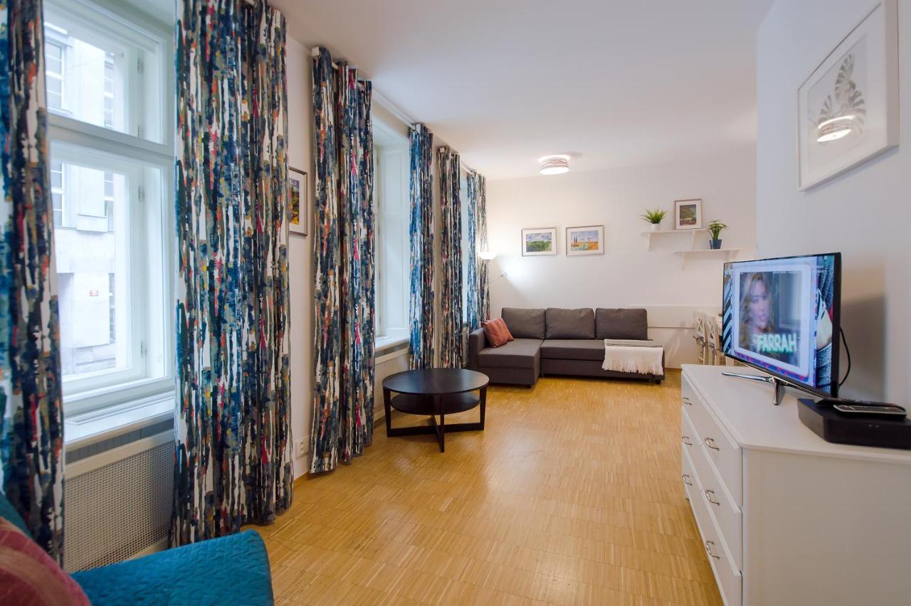 Modern Apartment Charvátova Praga Esterno foto